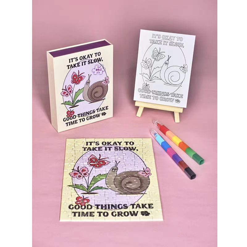 Puzzles en papier avec jeu de coloriage